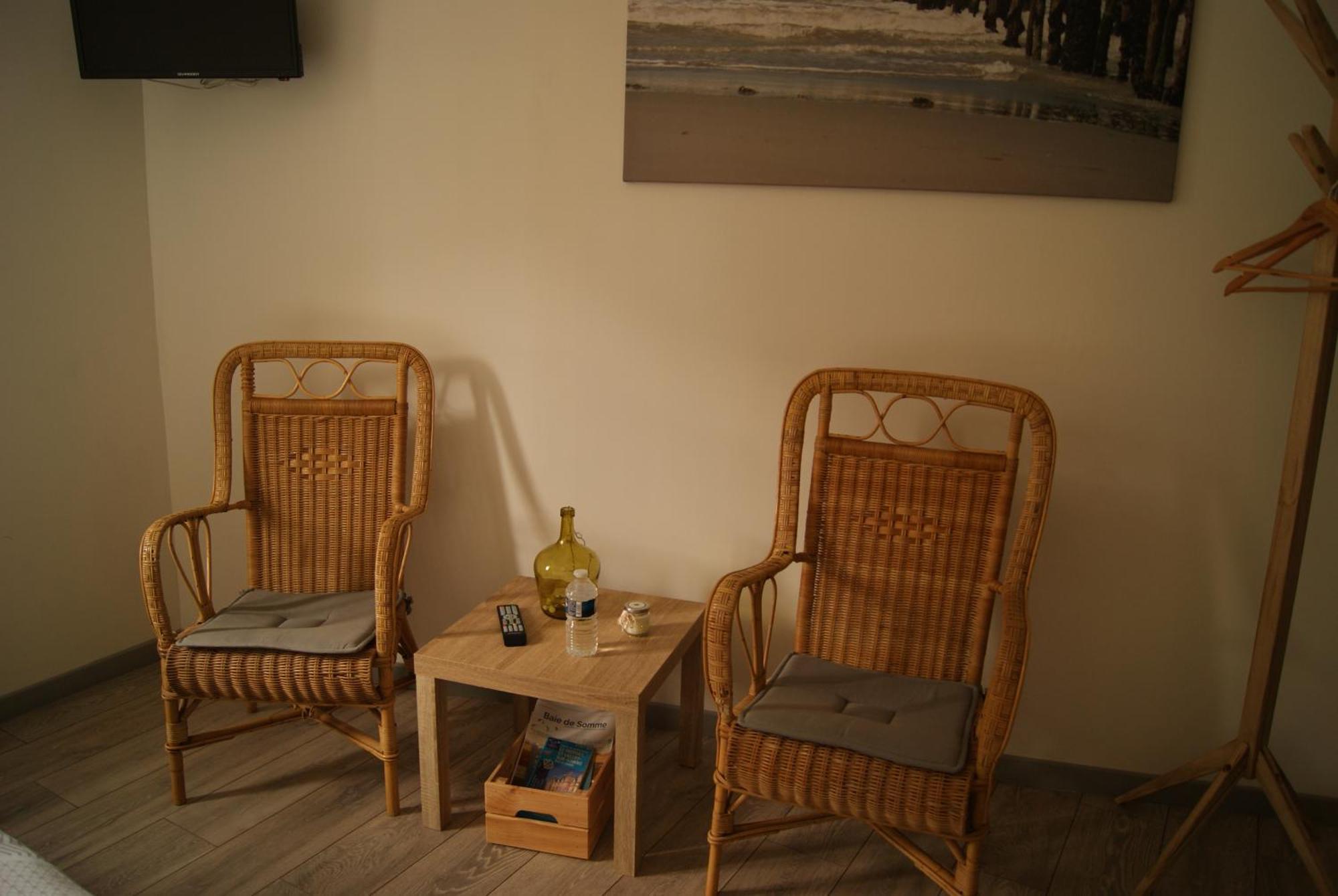 Bed and Breakfast La Longere De Suzanne Arrest Exterior foto